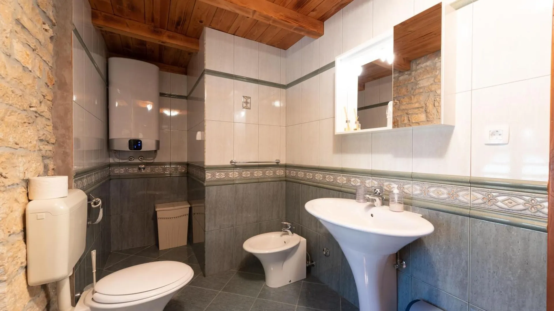 Ferienhaus In Krculi Mit Privatem Pool Žminj 度假居