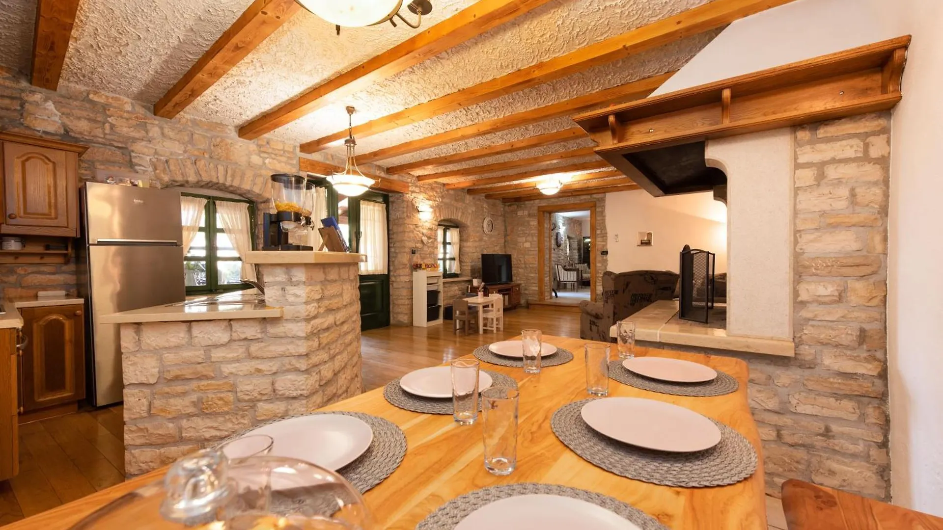 度假居 Ferienhaus In Krculi Mit Privatem Pool Žminj